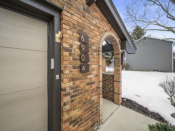5th image of 6904 Clydeway Ct