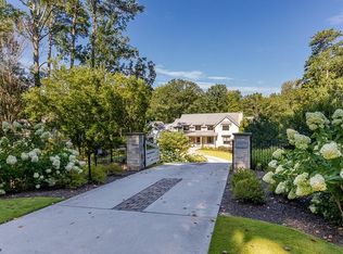 5178 Lake Forrest Dr, Sandy Springs, GA 30342