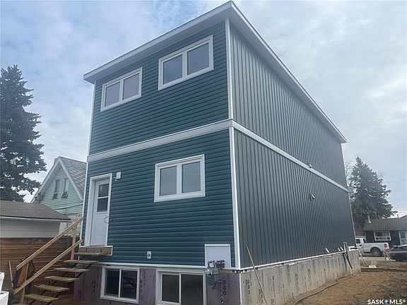 2nd image of 1314 CONNAUGHT AVENUE