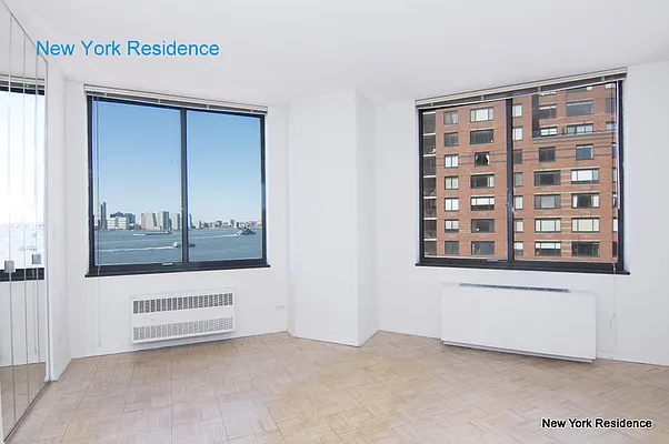 Rented by New York Residence | media 38