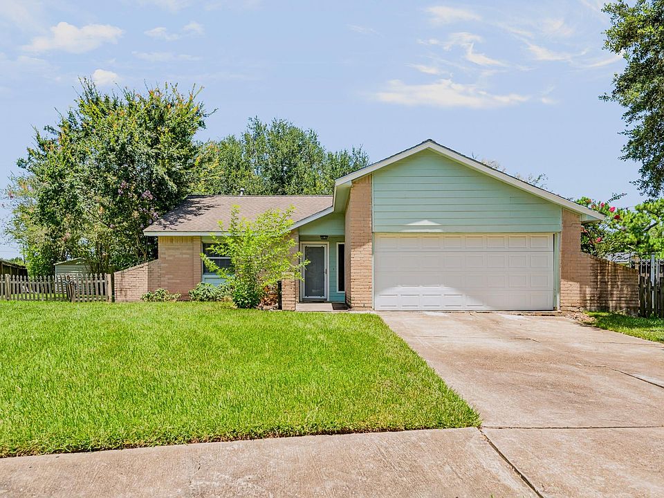 1st image of 2508 Knoxville Dr