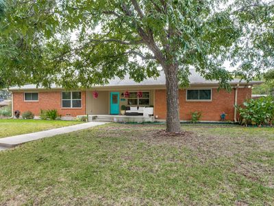 4200 Elmwood Dr, Benbrook, TX, 76116
