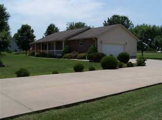 137 NW 253rd Rd, Clinton, MO 64735