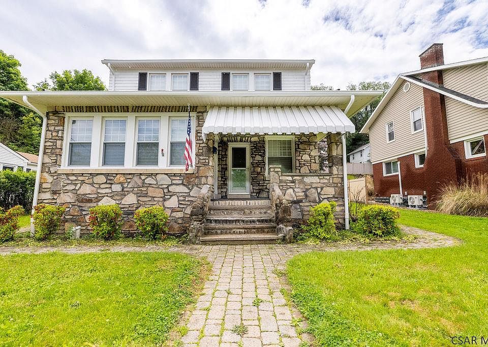 1st image of 499 Edward St