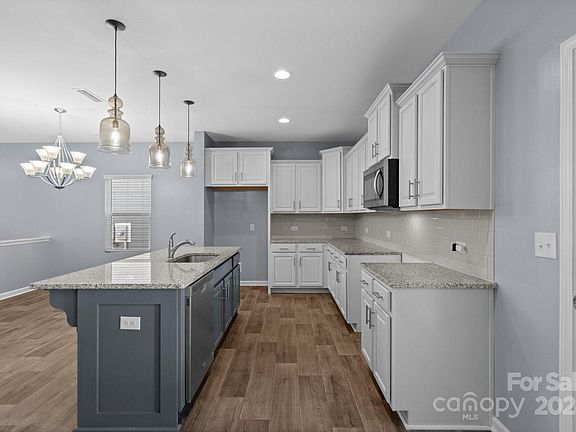 4th image of 2029 New Hope Branch Way