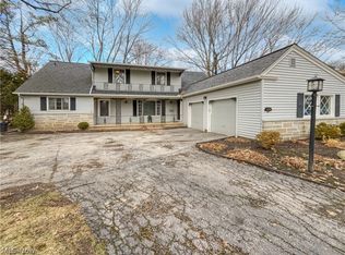 30310 Ashton Ln, Bay Village, OH