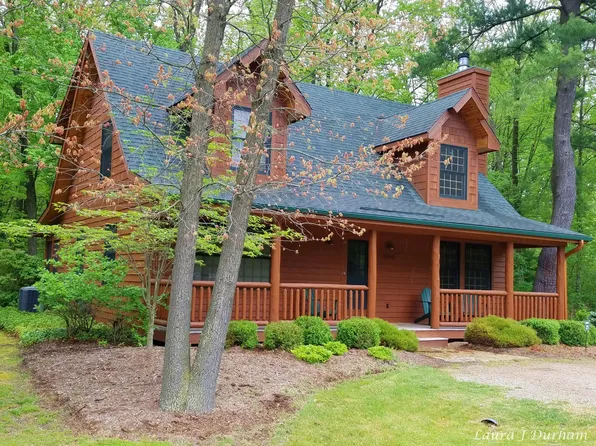 3583 Cattail Ct, Saugatuck, MI 49453