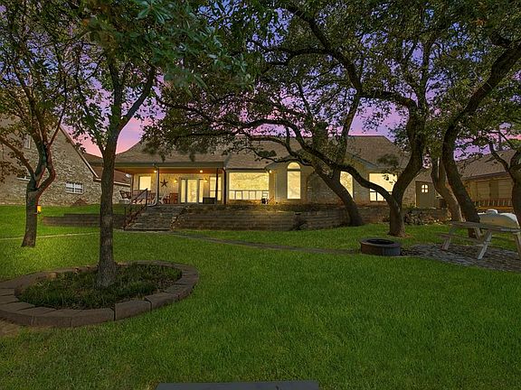 2nd image of 1521 Comanche Ct