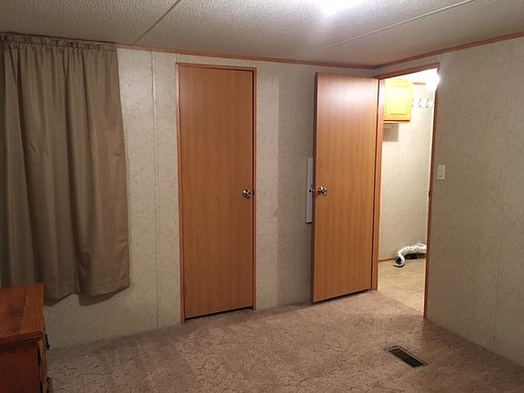 5th image of 107 Lakeview Dr