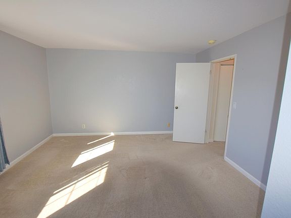 5th image of 18973 Sara Park Cir