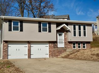 4585 Charter Dr, Arnold, MO 63010