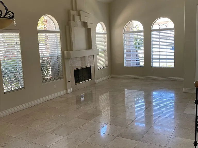 4659 Munich Ct — Photo 7