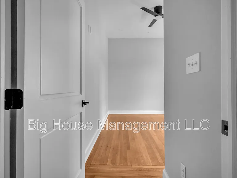 707 Druid Park Lake Dr — Photo 4