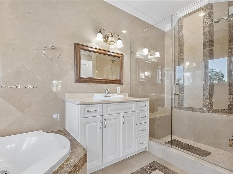 3765 Prairie Ave — Photo 60