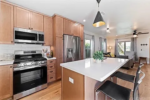 1403 Broadway #1403 — Photo 10