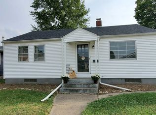 2807 Cody St, Bettendorf, IA