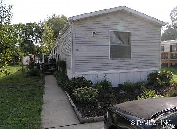 1st image of 17 Stoney Dr