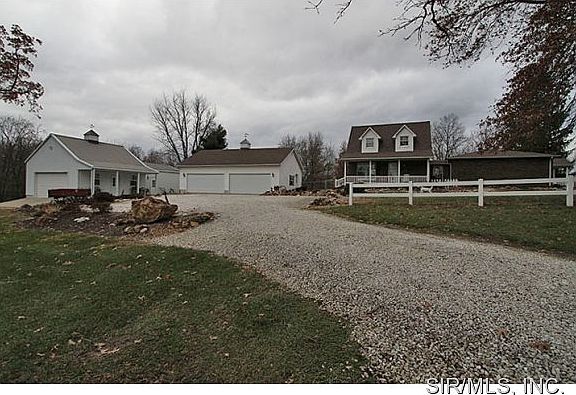 4th image of 904 Lakeview Dr