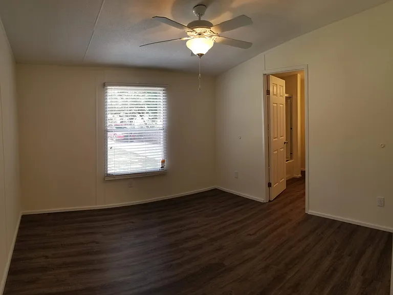135 Jo Katherine Ln — Photo 18