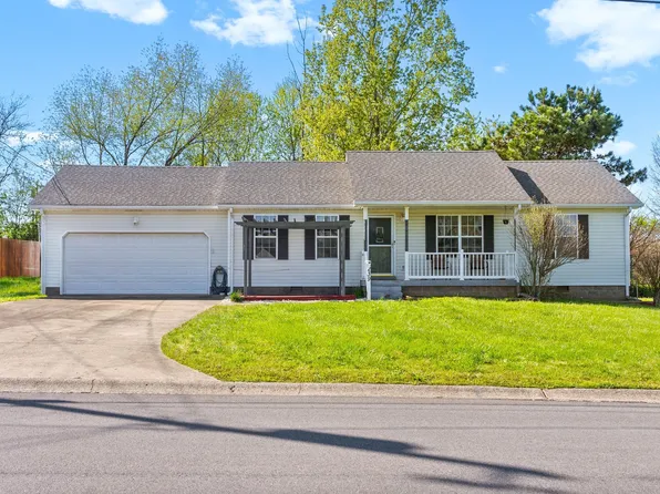 239 Golden Pond Ave, Oak Grove, KY 42262
