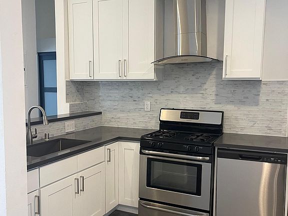4th image of 1221 Horn Ave APT 8