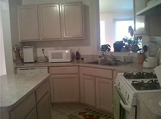 2nd image of 6825 Anna Dr
