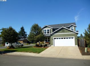 134 River Walk Pl, Cottage Grove, OR 97424