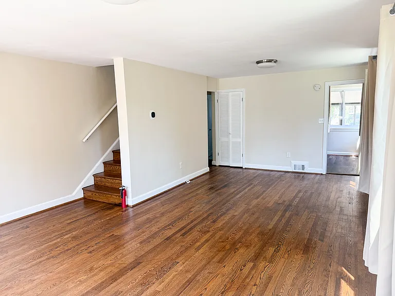 5027 Sargent Rd NE — Photo 2