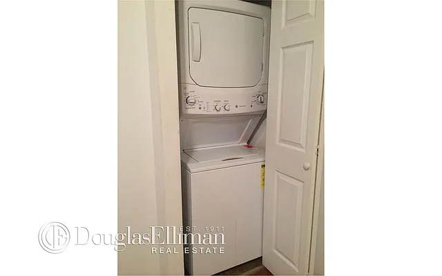 Rented by Douglas Elliman | media 23