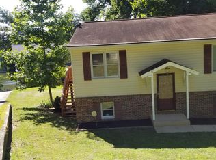 1015 Holley Ln, Lusby, MD 20657