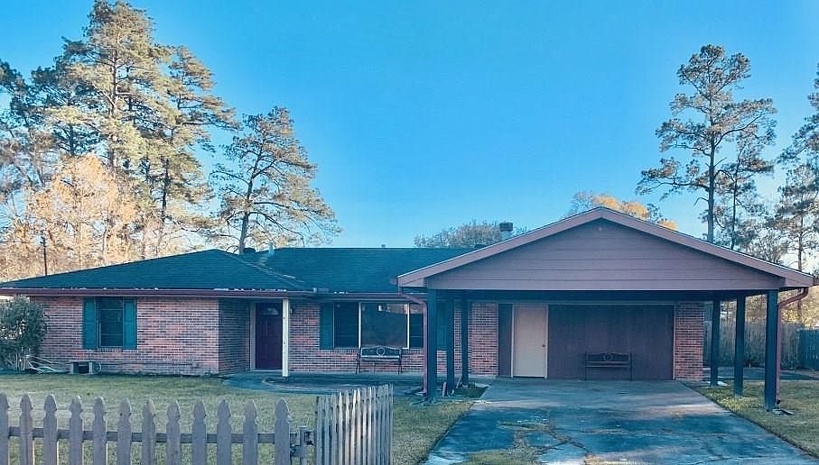 1st image of 803 Hudson Dr