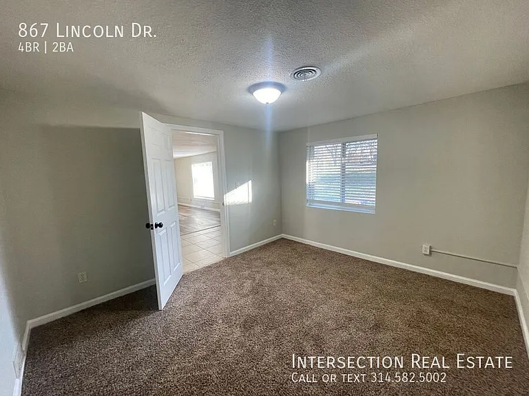 867 Lincoln Dr — Photo 9