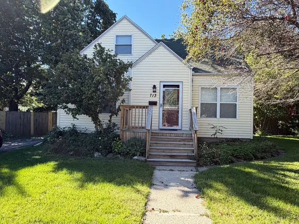 713 Clark St, Lansing, MI 48906