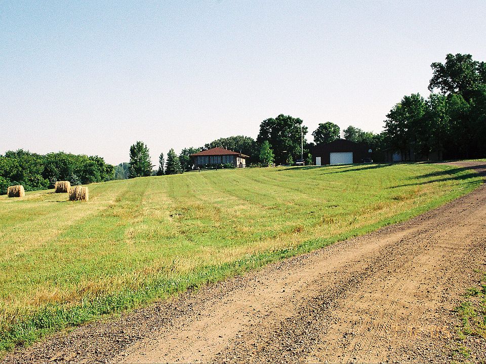 2nd image of 5296 County Road 44