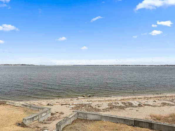 1 Patricia Ln #410, Bronx, NY 10465