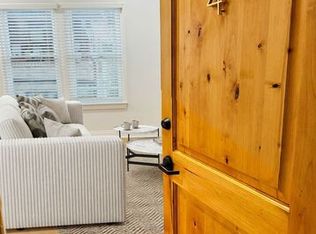 525 Mission St APT 4, San Antonio, TX 78210