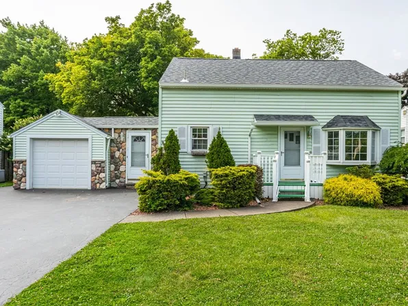 441 Fetzner Rd, Rochester, NY 14626