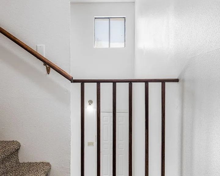 1117 Booth Dr — Photo 11