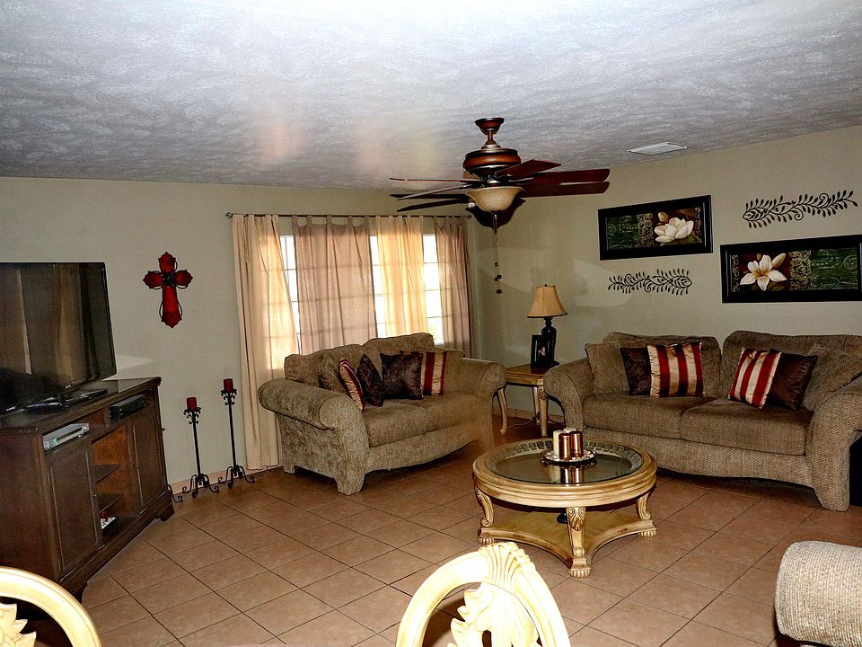 1st image of 2501 N 51st Dr