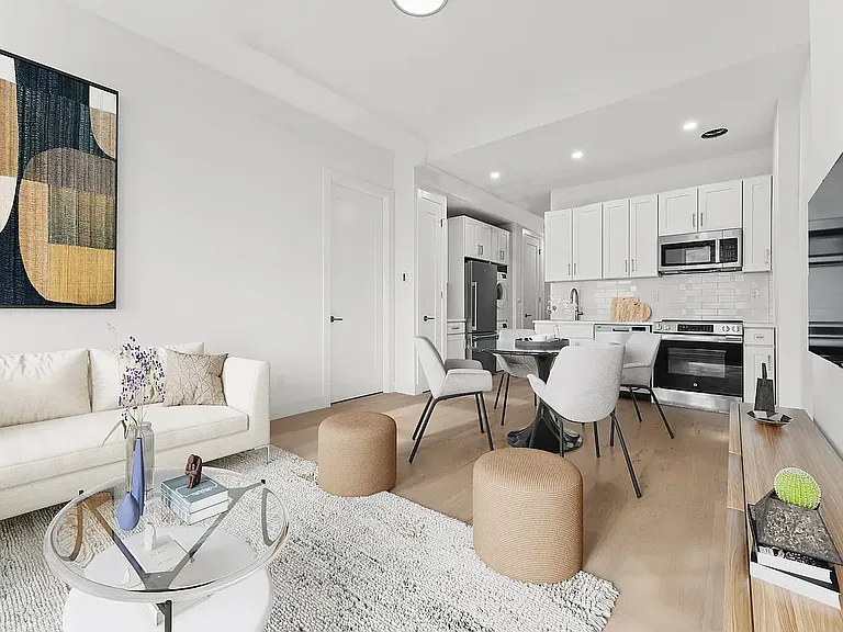 233 Clermont Ave #3 — Photo 1
