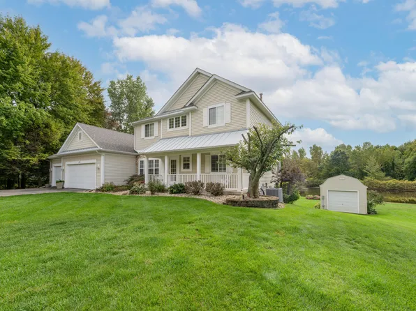 5916 Preservation Dr, Hamilton, MI 49419