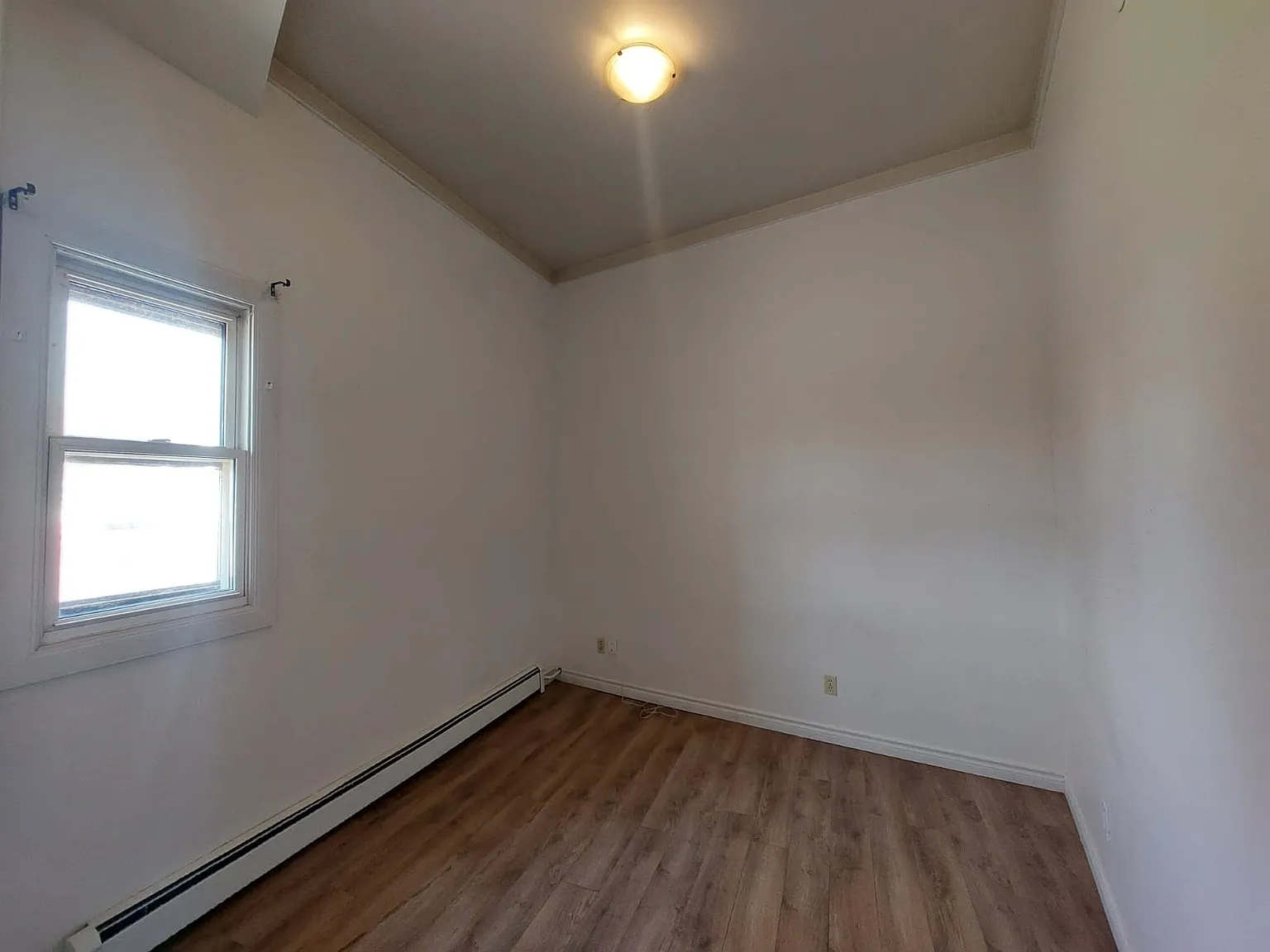 1 bed, $1,200 — Photo 2