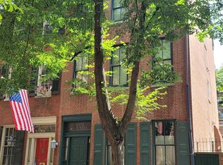 916 Clinton St #2R, Philadelphia, PA 19107