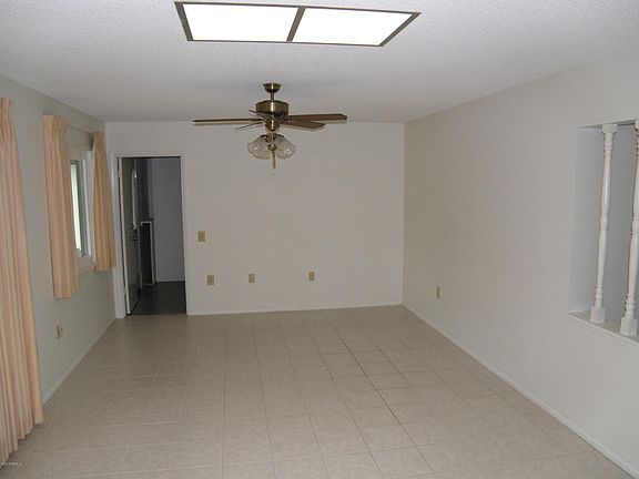 5th image of 16846 N Meadow Park Dr