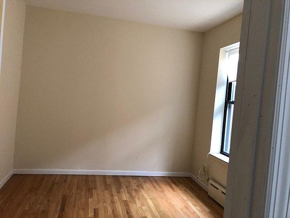 5th image of 2738 E 19th St APT C1