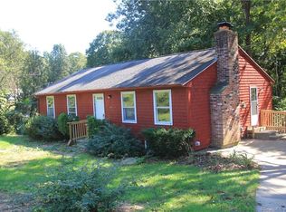 180 Pamela Ave, Groton, CT 06340