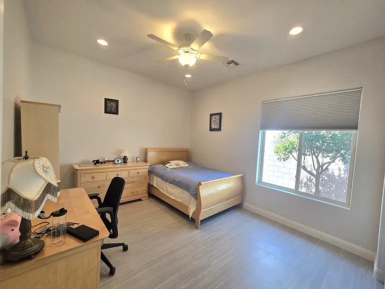 639 W Coconino Pl — Photo 12