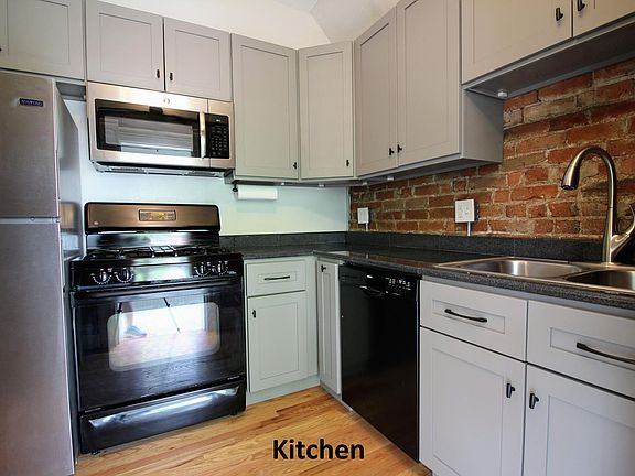 5th image of 1441 Josephine St APT 2