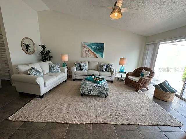 6527 Hamlet Dr #26-A — Photo 7