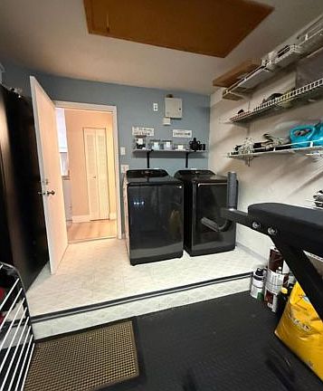 3rd image of 1120 W Lakes Dr